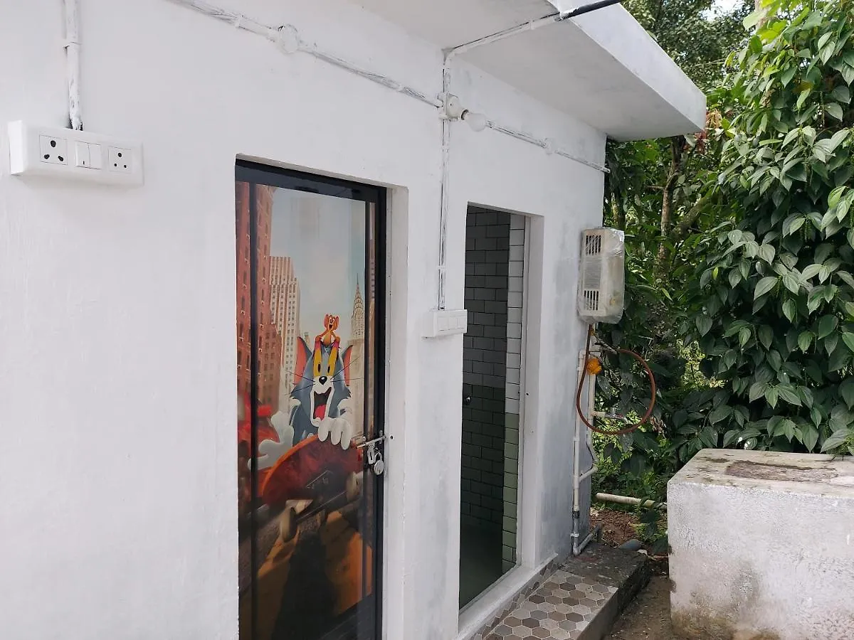 Green Pepper Homestay Anachal Panzió