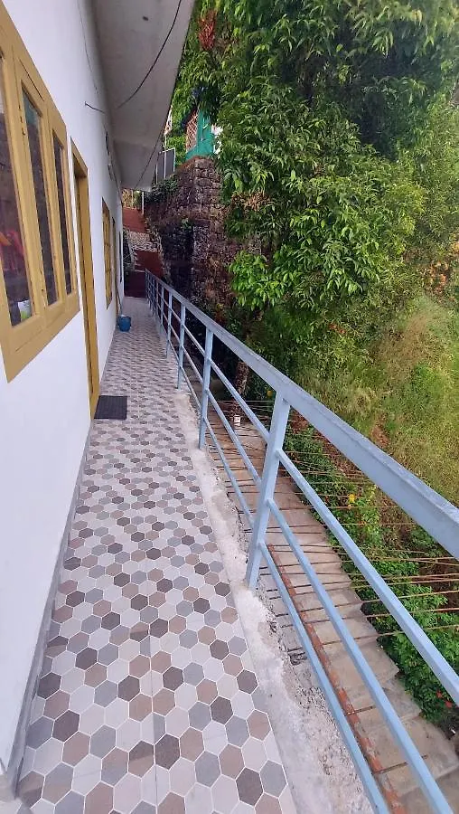 Green Pepper Homestay Anachal Panzió